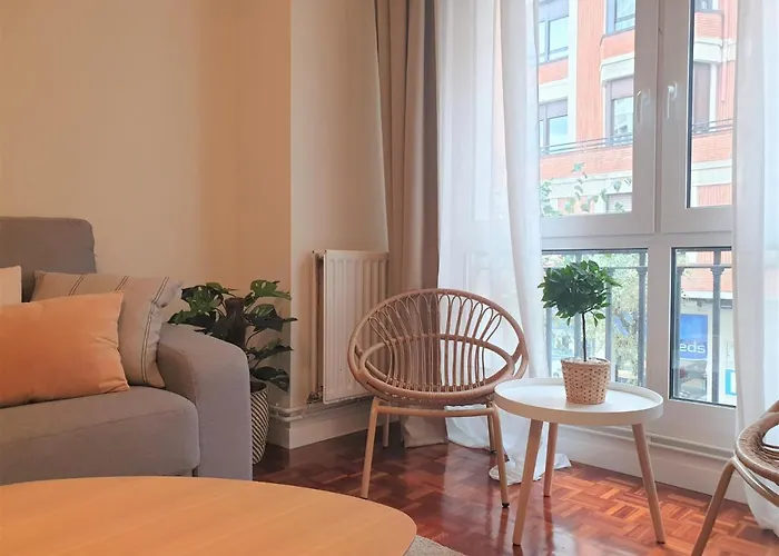 Spacious And Lovely In The Center Of Apartamento Bilbao
