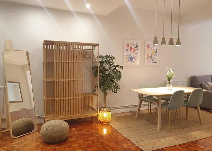 Spacious And Lovely In The Center Of Apartamento