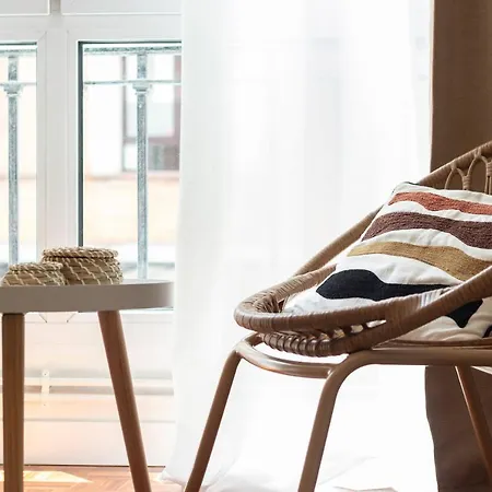 Apartment Spacious And Lovely In The Center Of *