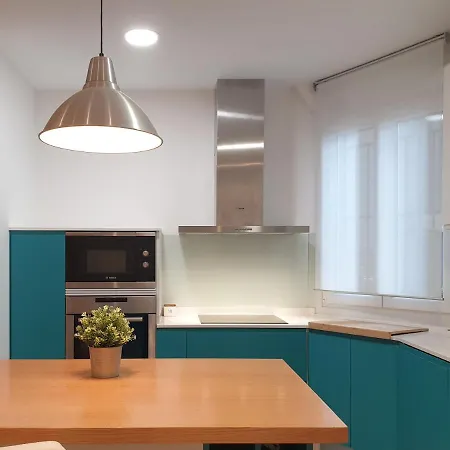 Spacious And Lovely In The Center Of Appartement